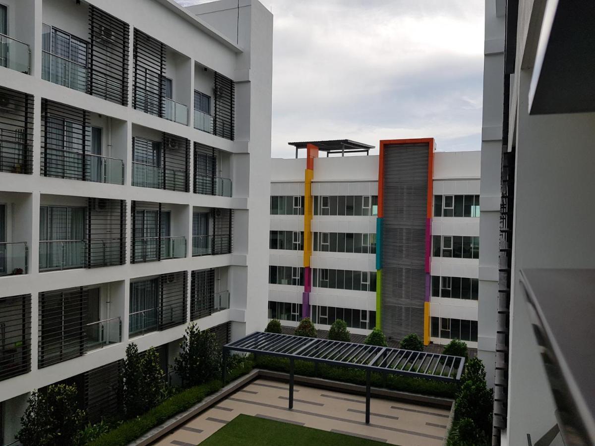 Aeropod Sovo Studio - Laxzone Suite Kota Kinabalu Buitenkant foto